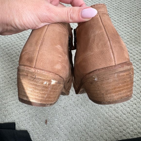 Sam Edelman Tan Slouch Ankle boots 8.5 - Picture 4 of 8